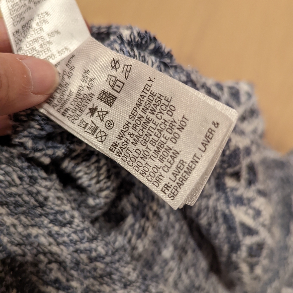 Blue And White Lightweight Patterned Sweater - image 2